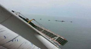 [현장 포착] 크게 기울어진 세월호 선체 모습 포착