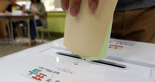 폭로? 지원?…가족 때문에 울고 웃고