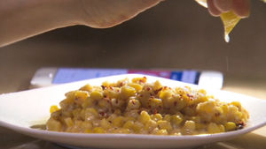 [영상토크] SNS에서 '난리'&hellip;집에서 만드는 '마약 옥수수'