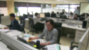 억대 연봉 한 해 60만 명 육박…재작년보다 7만 늘어