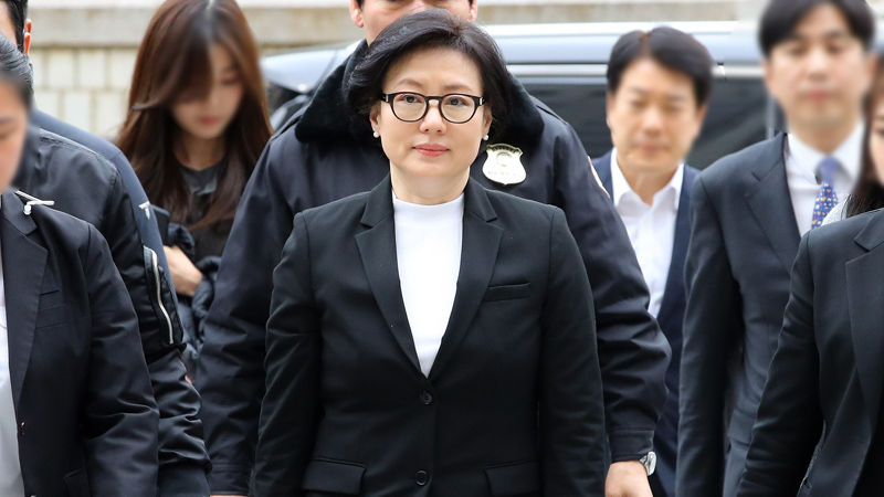 기사 대표 이미지:日 도피생활 9개월 만에 마감한 서미경…13년 전 신격호와 판박이