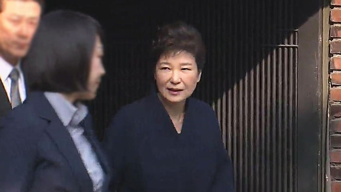 기사 대표 이미지:박 전 대통령 검찰 출석 시청률 33.36%
