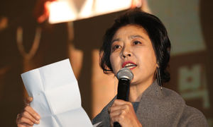 '난방 비리 폭로' 김부선, 이웃 주민과 서로 폭행&hellip;벌금형 확정