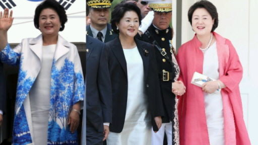 '같은 옷 3번' '즉석선물'... 김정숙 여사의 소탈함 화제되는 이유