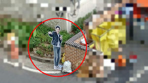 [SBS Star] Song Joong-ki's Signboard Thrown Away at the Dumping Ground