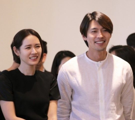 기사 대표 이미지:현빈-손예진…훈훈 비주얼 만남으로 기대 커지는 영화 협상