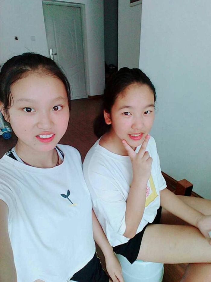 (좌) 장슈잉, (우) 천쉬