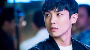 [SBS Star] Lee Joon Updates His Fans after 8.1 Earthquake in Mexico