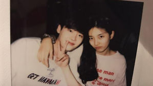 [SBS Star] Suzy Uploads a Photo with Lee Jong-suk, Raising Fans' Anticipation!