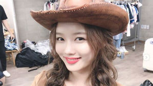 [SBS Star] Kim Yoo Jung Renews Contract with sidusHQ