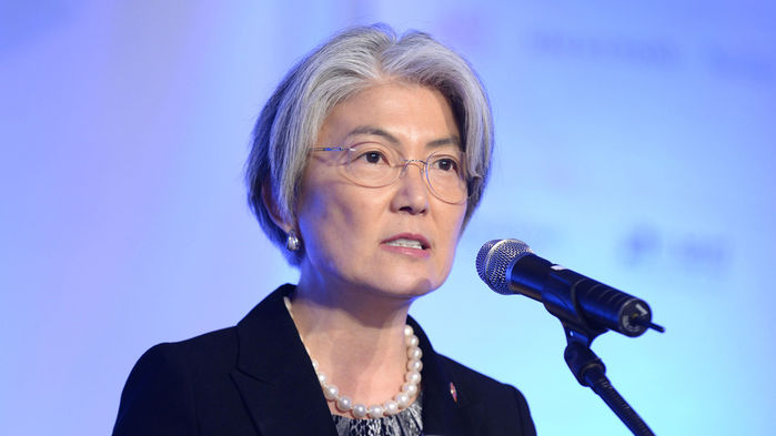 기사 대표 이미지:강경화, 취임 후 첫 유엔 공식방문…10여 차례 회담 전망