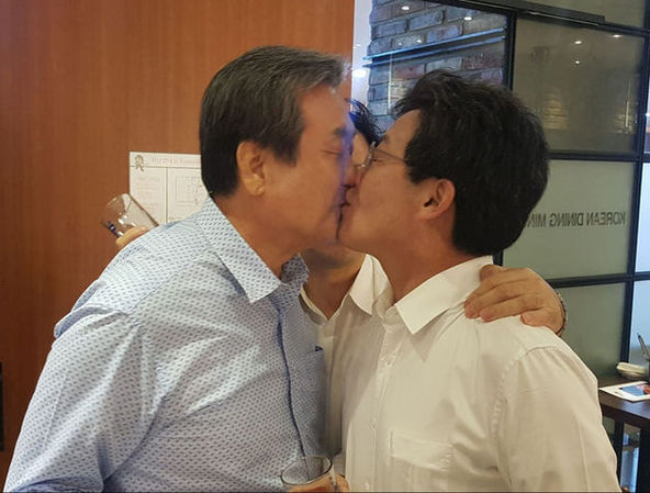 김무성과의 뽀뽀 뒷이야기…유승민 '살면서 후회할 짓 별로 해본적 없는데 정말 후회된다