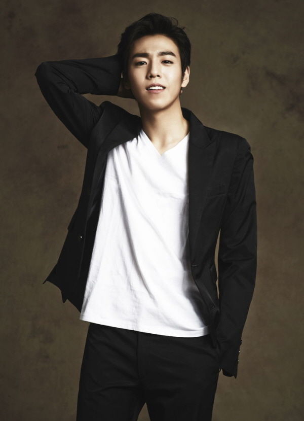 Lee Hyun Woo