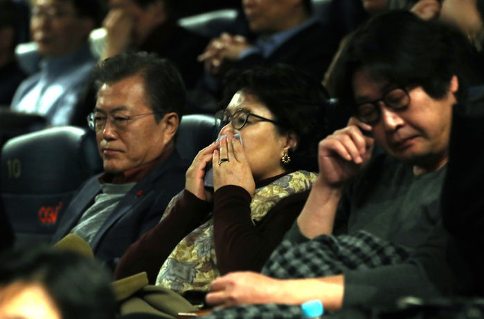 '1987, 미씽, 택시운전사' 관람한 문 대통령…그동안의 영화평 보니(사진=연합뉴스)