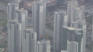 전국 아파트 매매·전셋값 하락…과천 매매 36주 만에 내려