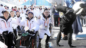 [영상] 평창 올림픽 감동 잇는다&hellip;패럴림픽 대한민국 선수단 공식 입촌