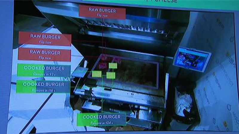 카메라를 이용해 첨단 인식기술, 열감지 기술 등을 접목