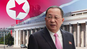 강경화 "8월 아세안회의서 北리용호와 회담 희망"