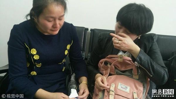 36년 만에 쌍둥이와 재회한 버스 기사의 사연