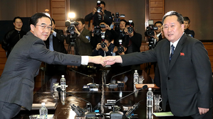 [영상] '화기애애' 남북고위급회담 시작 "시작이 반"&hellip;"일찍이 없던 일 생겨"