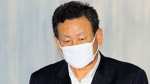 'MB재산 관리' 이영배, 횡령 인정…"MB 처남 지시 따른 것"