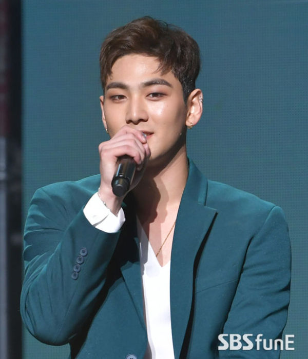 NU'EST BAEKHO