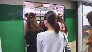 [고현준의 뉴스딱] "출입문 고장" "또 지각"&hellip;지하철 2호선 불만 봇물