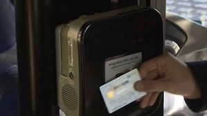 서울 버스 교통카드 단말기, 승하차 구분해 음성안내 제공키로