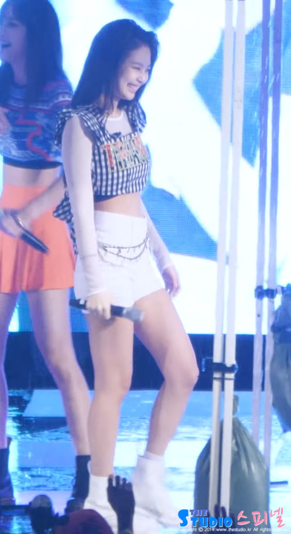 JENNIE
