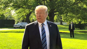 트럼프 "북미 정상회담 예정대로 열릴 수도…北과 논의 중"