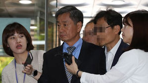 '사찰공작' 이종명 국정원 전 차장 또 구속심사…질문엔 침묵