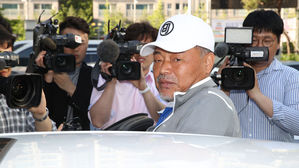 경찰, 상해 혐의 고소당한 김흥국 기소의견으로 검찰 송치