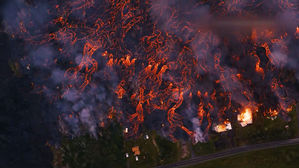 하와이 화산국립공원 135일만에 문열어…경이로운 분화구 '장관'