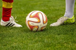 이란 케이로스 감독, FIFA에 호소 "나이키 축구화 신게 도와줘"