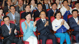 [출구조사]  재·보궐 선거, 민주 '압승' 한국 '참패'