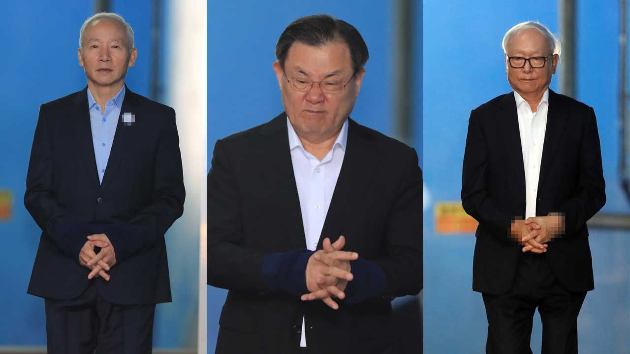 기사 대표 이미지:특활비 상납 남재준 징역 3년…이병기·이병호 징역 3년 6개월