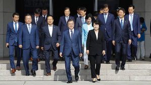 문 대통령, 러시아 향발…오늘 사상 첫 하원 연설