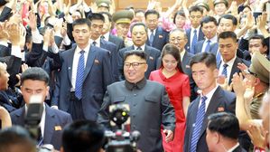 [풀영상] 조선중앙TV, 김정은 3차 방중 영상 공개&hellip;시진핑에 이례적 표현