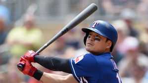 추신수, 홈런으로 44경기 연속 출루… MLB 아시아 선수 신기록