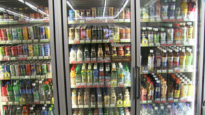 '월드컵 반짝 특수' 누리는 편의점·치킨…매출 껑충