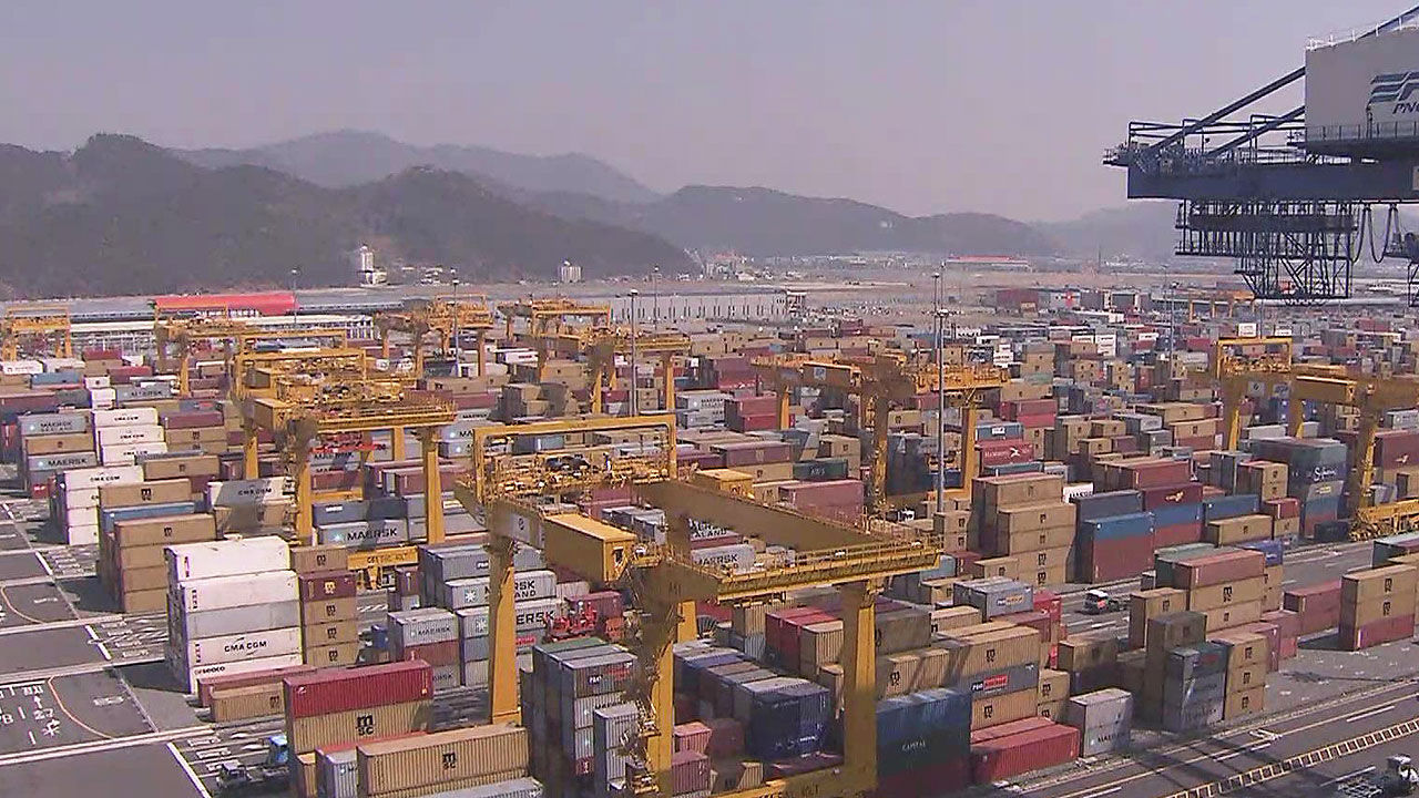 기사 대표 이미지:수출 증가율 두 자릿수 회복…1∼10일 18.9%↑, 반도체 주도