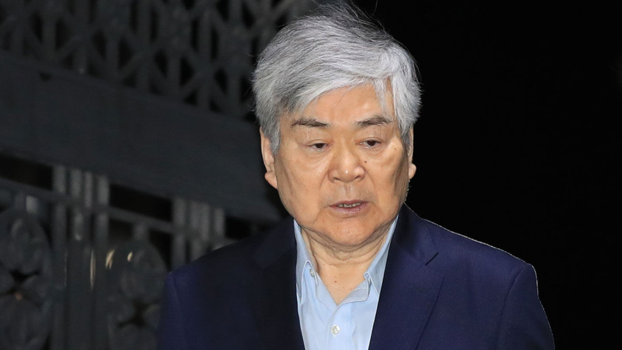 기사 대표 이미지:조양호 또 검찰 수사 직면…한진 계열 사서 처남 회사 15년간 누락