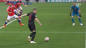 [영상][러시아:크로아티아] '로브렌→레비치' 약속된 플레이로 러시아 골문 위협