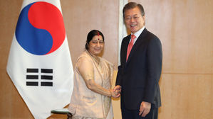 문 대통령 "북미 협상, 낙관적이고 긍정적으로 보고 있다"