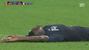 [영상][프랑스:벨기에] 마튀이디, 충돌 후 교체 아웃…"시간 끌지 마라!" 벨기에 발끈