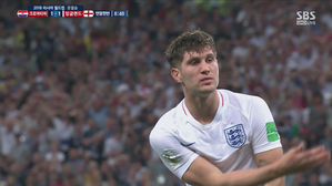 [영상][크로아티아:잉글랜드] 스톤스, 강력한 헤더!…몸으로 막아내는 브르살리코