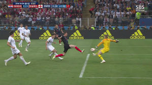 [영상][크로아티아:잉글랜드] 만주키치, 역전 주인공 될 뻔…잉글랜드 구해내는 픽포드