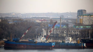 "북한산 석탄 금수조치로 北 선박 러시아행이 중국 행보다 많아"