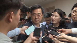 [풀영상] 경제현안간담회 마친 김동연 "일부 고용부진에 최저임금 인상 영향"