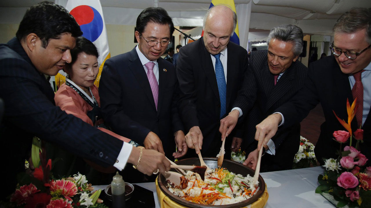 콜롬비아 매료시킨 한식…"담백·정갈한 손맛 극찬"